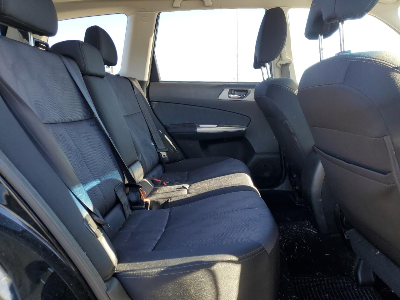 2010 Subaru Forester - Image 11