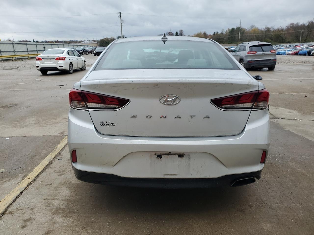 2018 Hyundai Sonata - Image 6