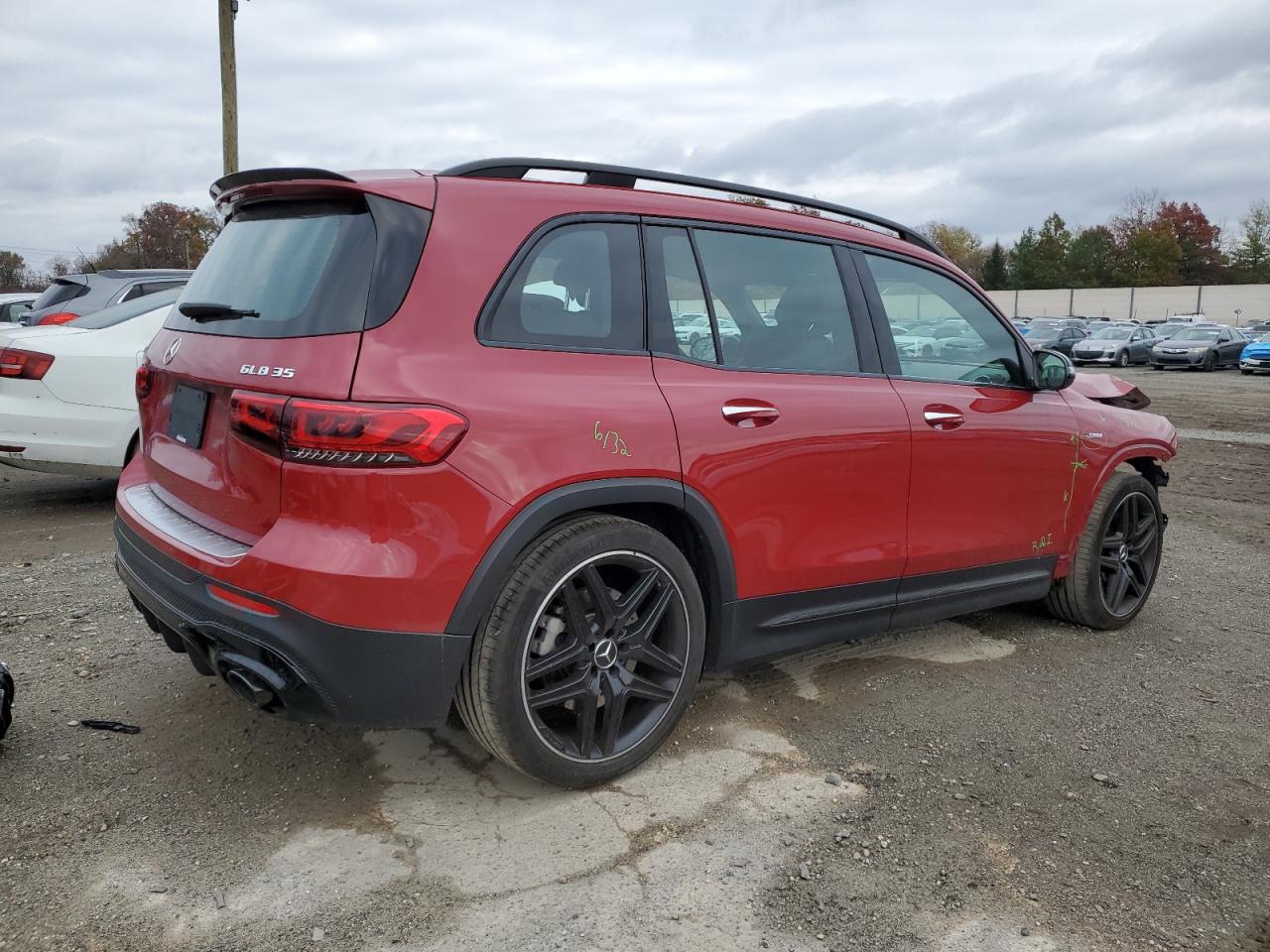 2023 Mercedes-Benz GLB - Image 3
