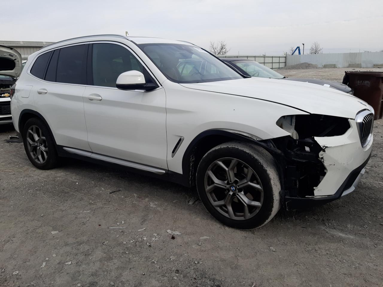 VIN 5UX53DP0XN9K76634 2022 BMW X3 no.4