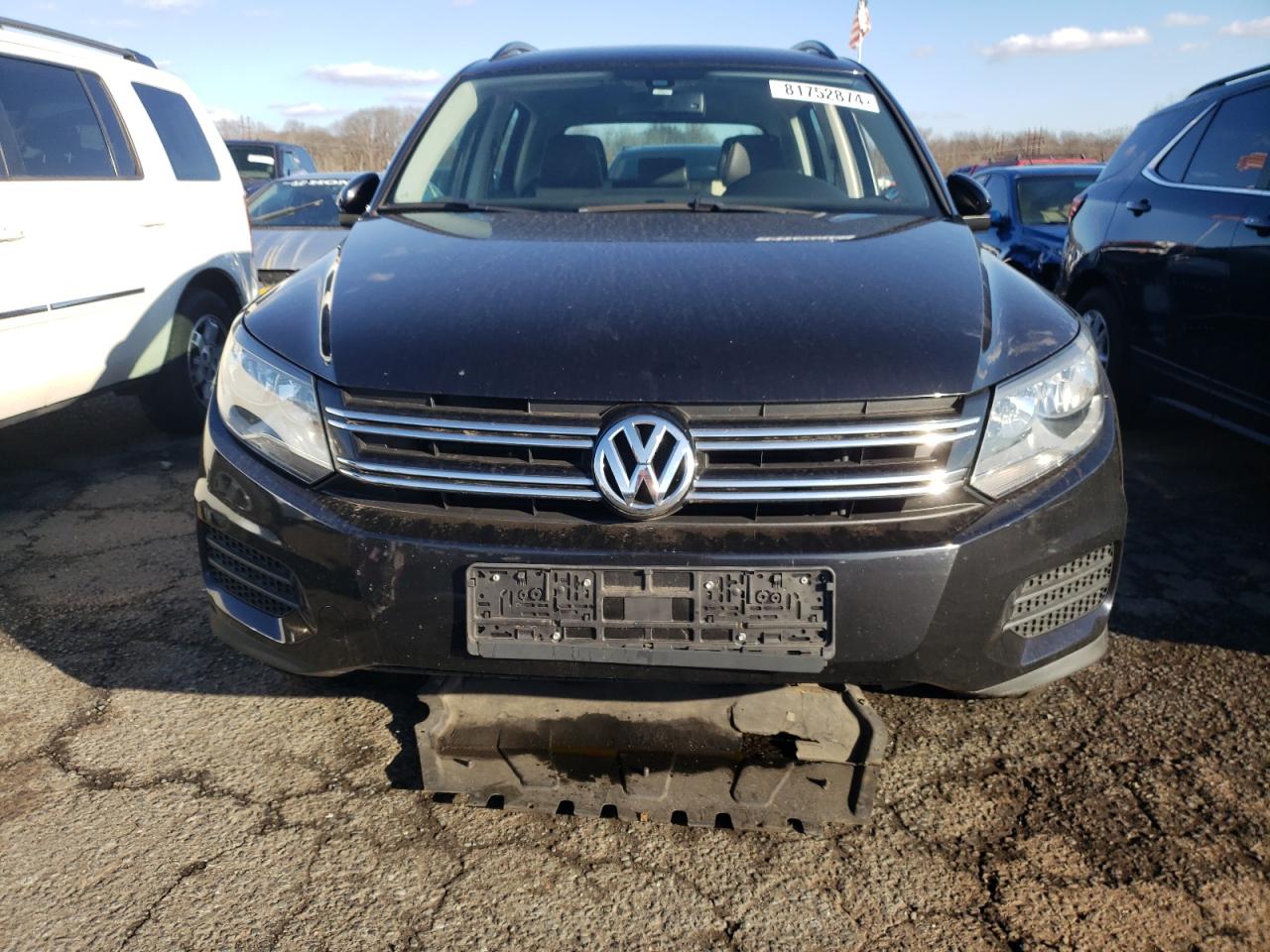 2017 Volkswagen Tiguan - Image 5