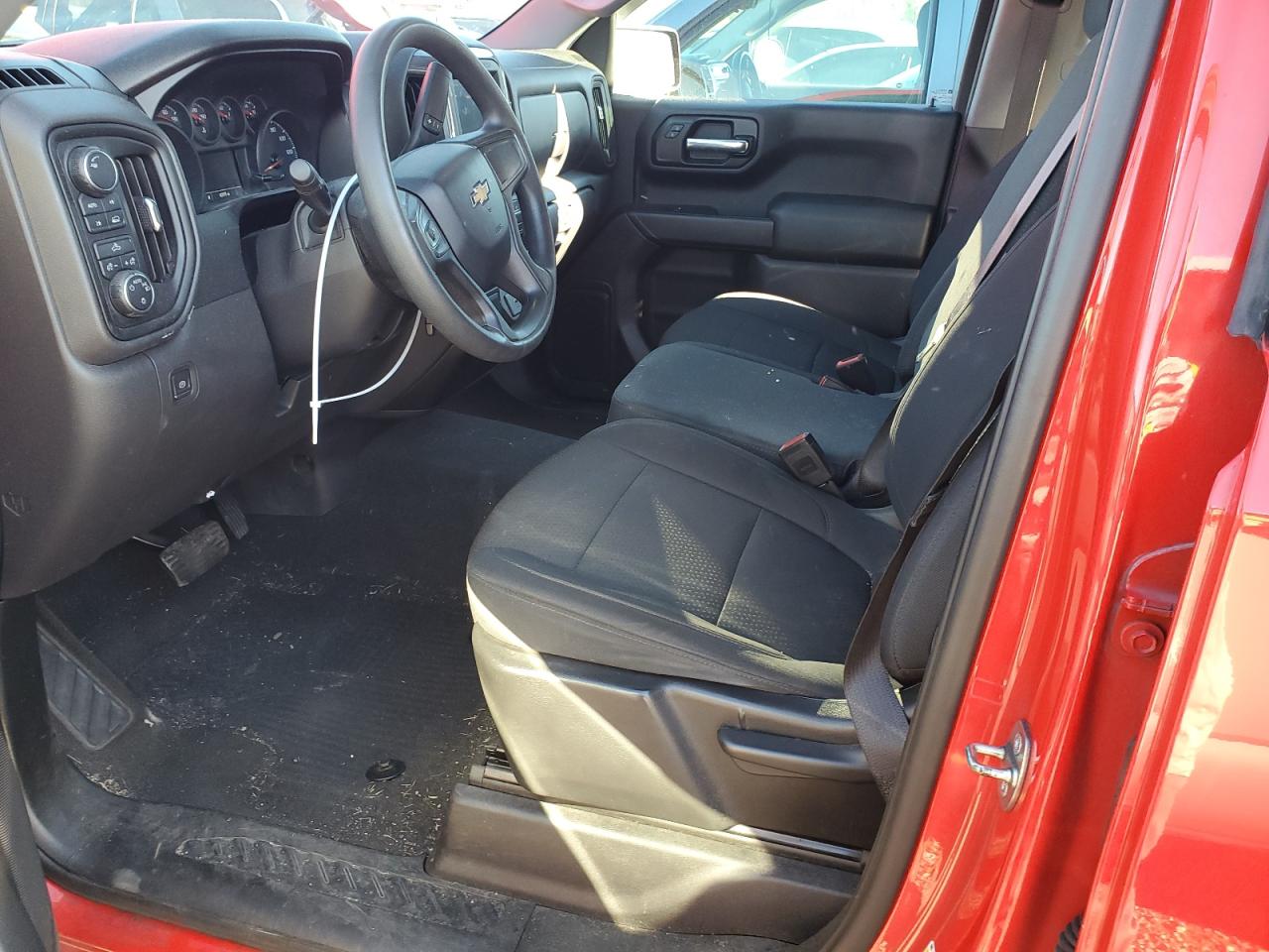 2020 Chevrolet Silverado - Image 7