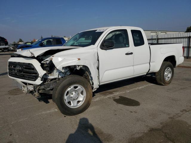  TOYOTA TACOMA 2018 Белый