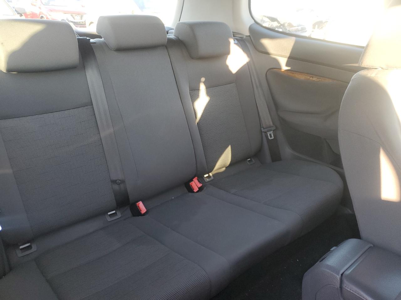 2008 Volkswagen Golf - Image 10