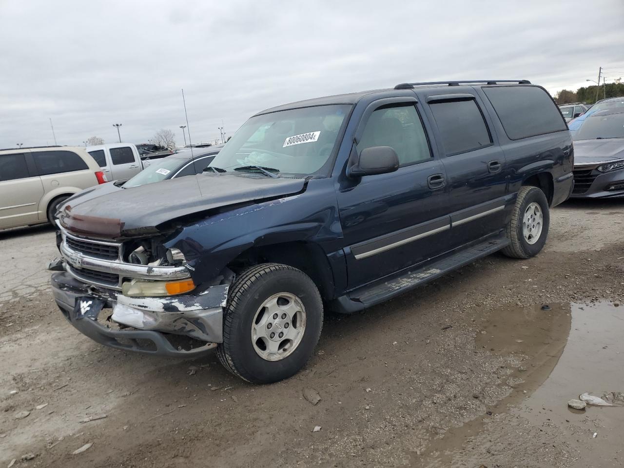2004 Chevrolet Suburban - Image 1