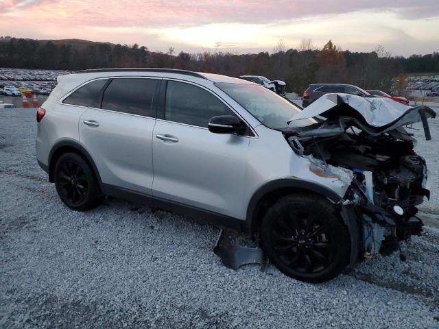  KIA SORENTO 2019 Srebrny