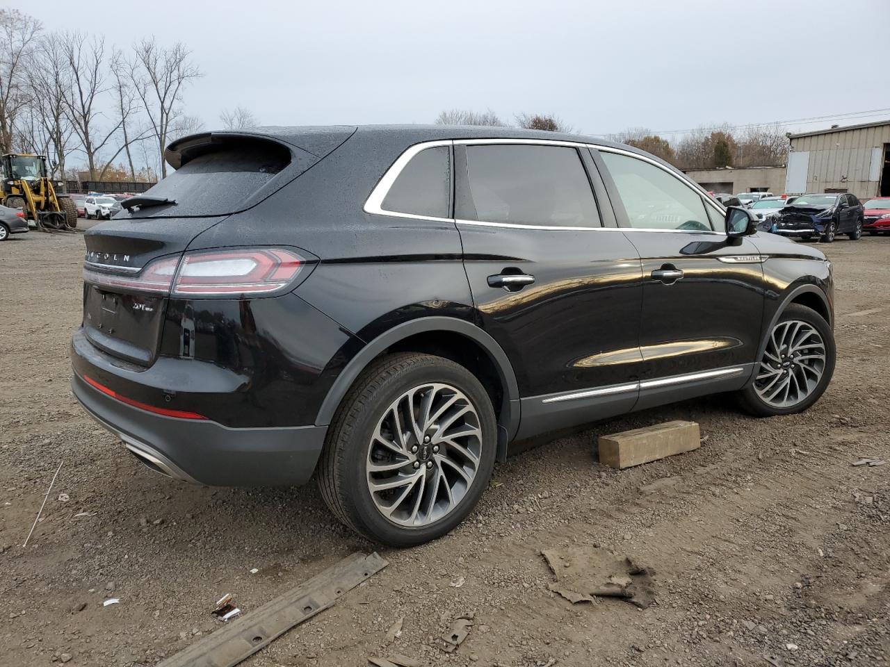 2020 Lincoln Nautilus - Image 3