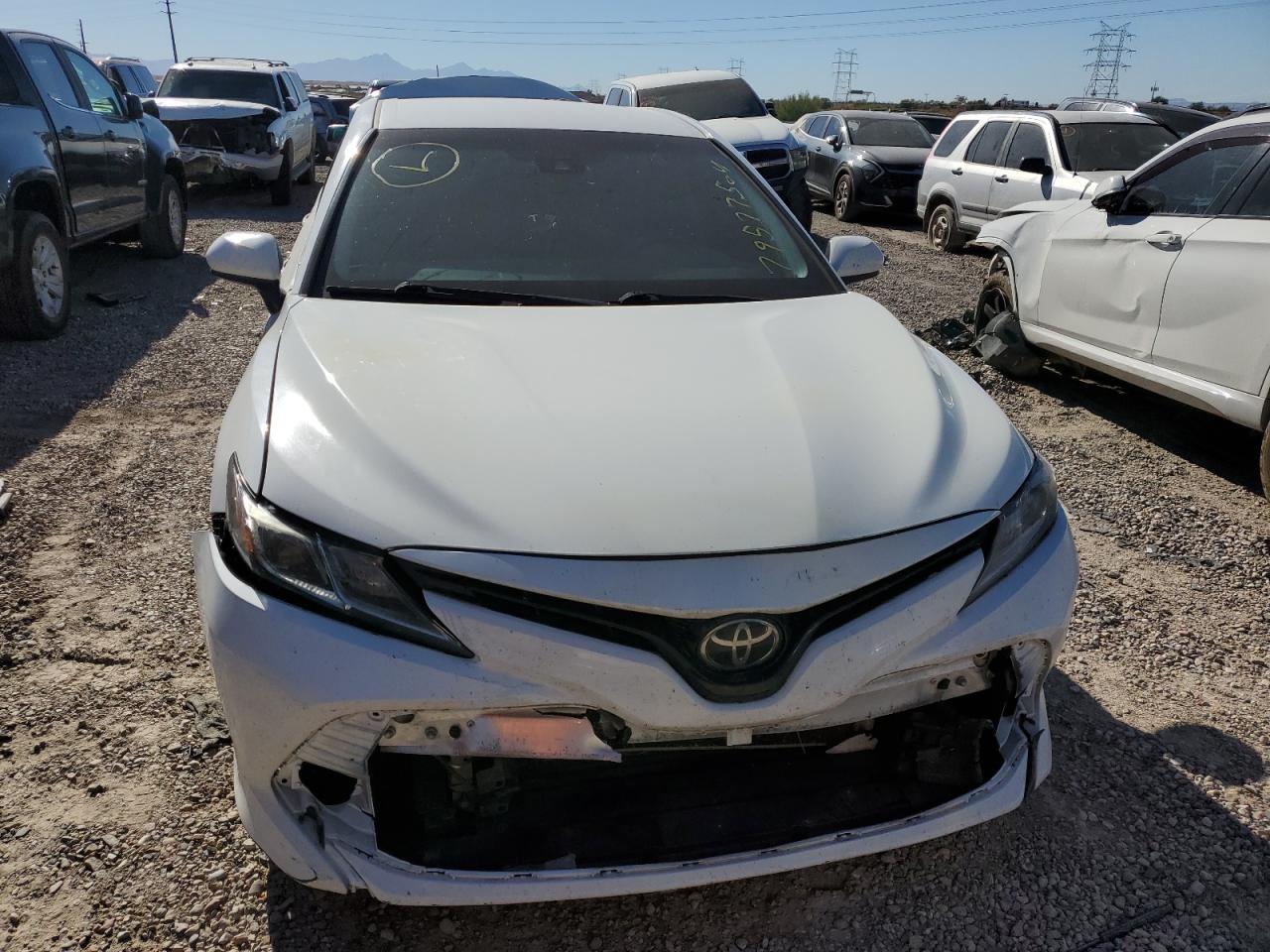 VIN JTNB11HK6J3022758 2018 TOYOTA CAMRY no.5