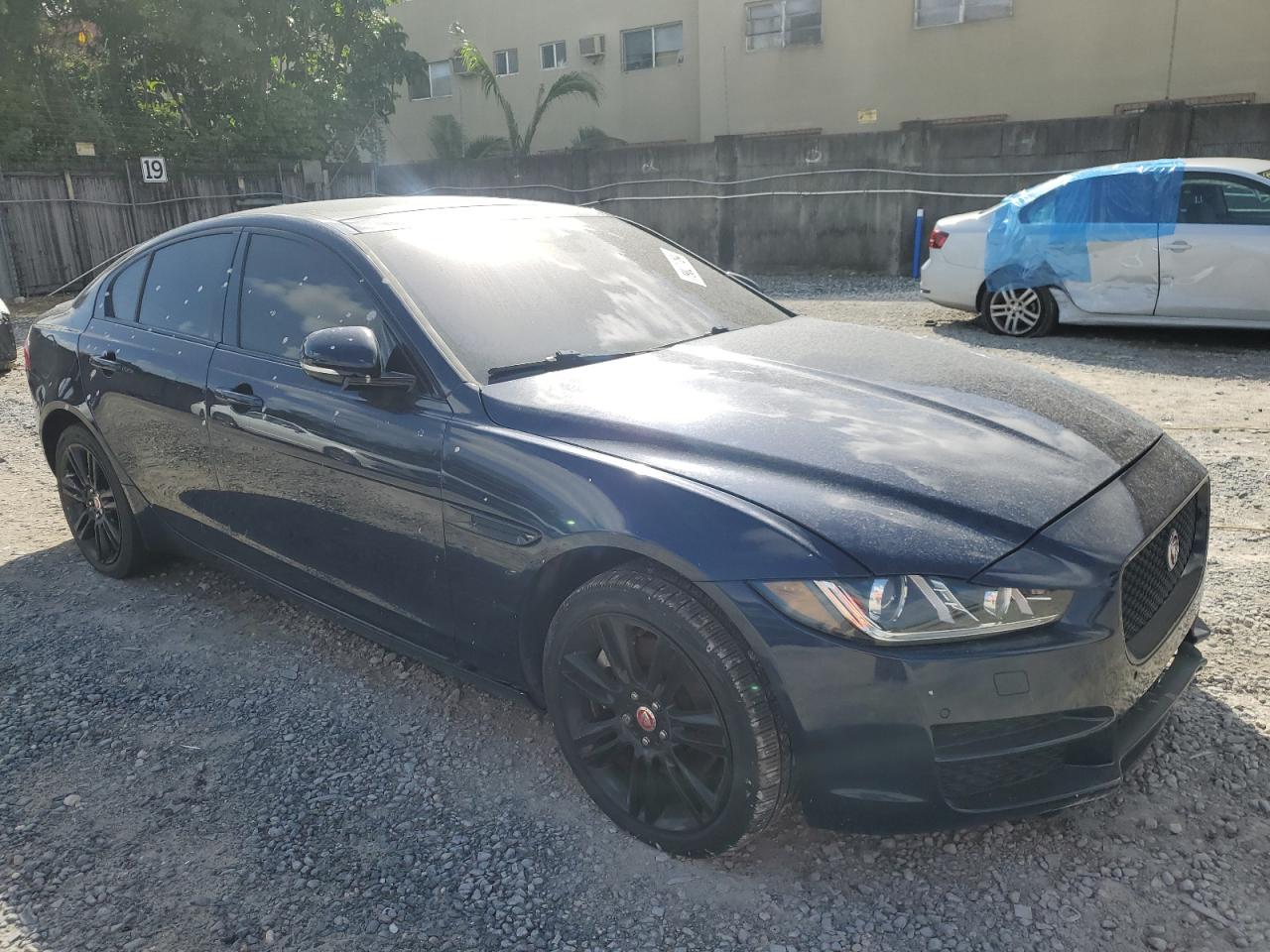 2018 Jaguar XE - Image 4