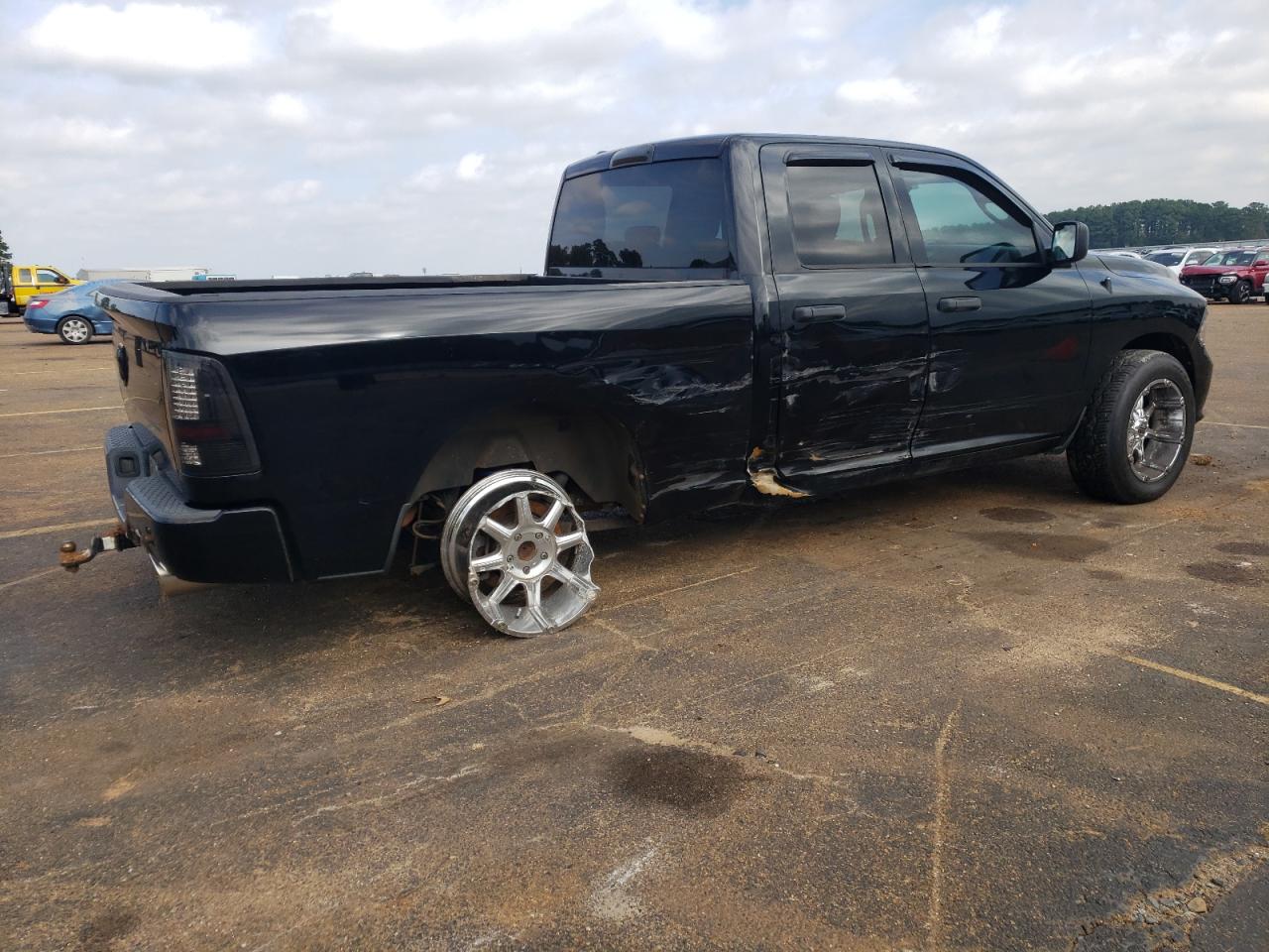 2014 RAM 1500 - Image 3