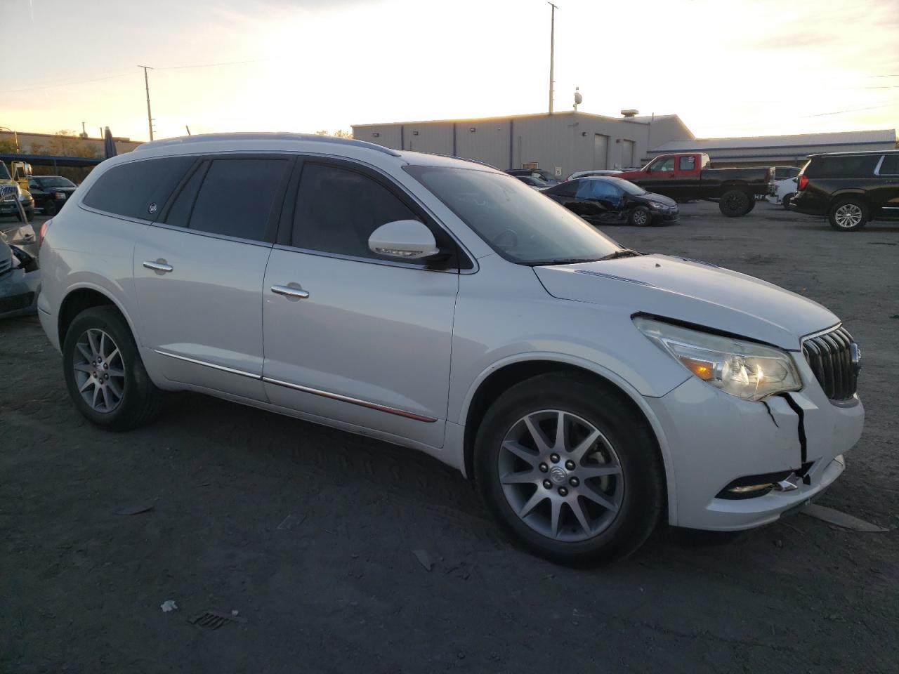 VIN 5GAKRBKD2GJ160042 2016 BUICK ENCLAVE no.4