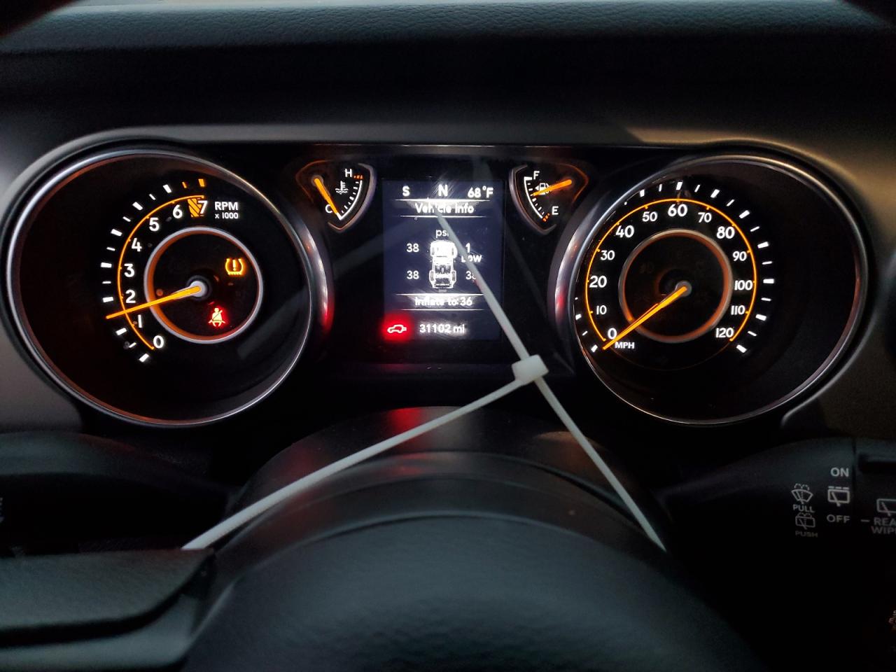 2021 Jeep Wrangler - Image 9