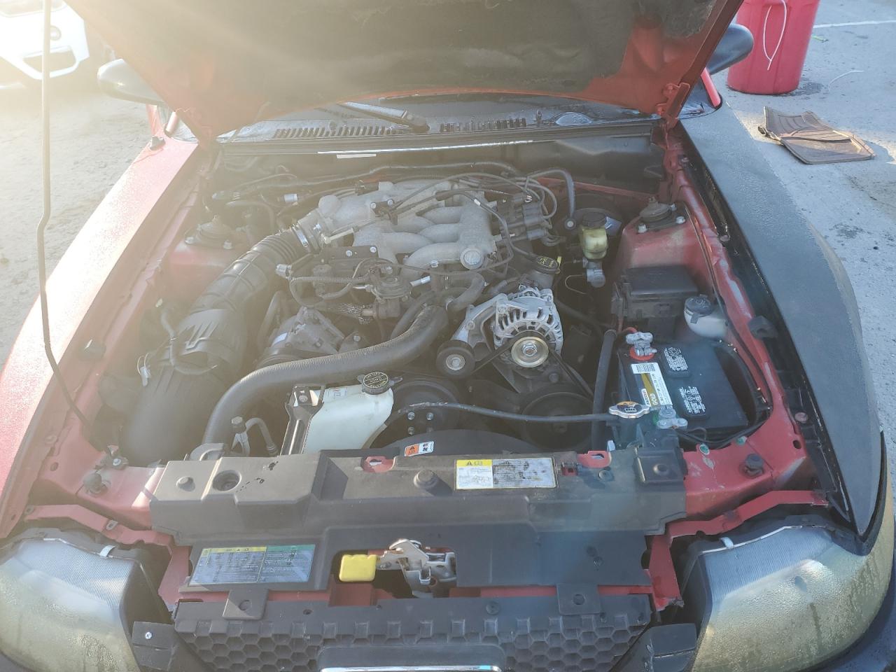 2004 Ford Mustang - Image 11