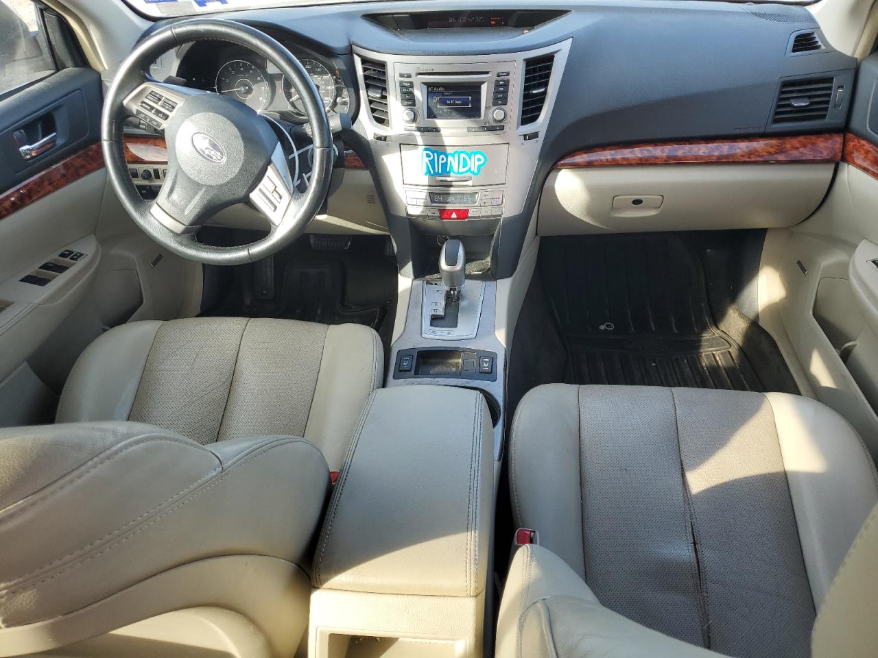 2012 Subaru Outback - Image 8