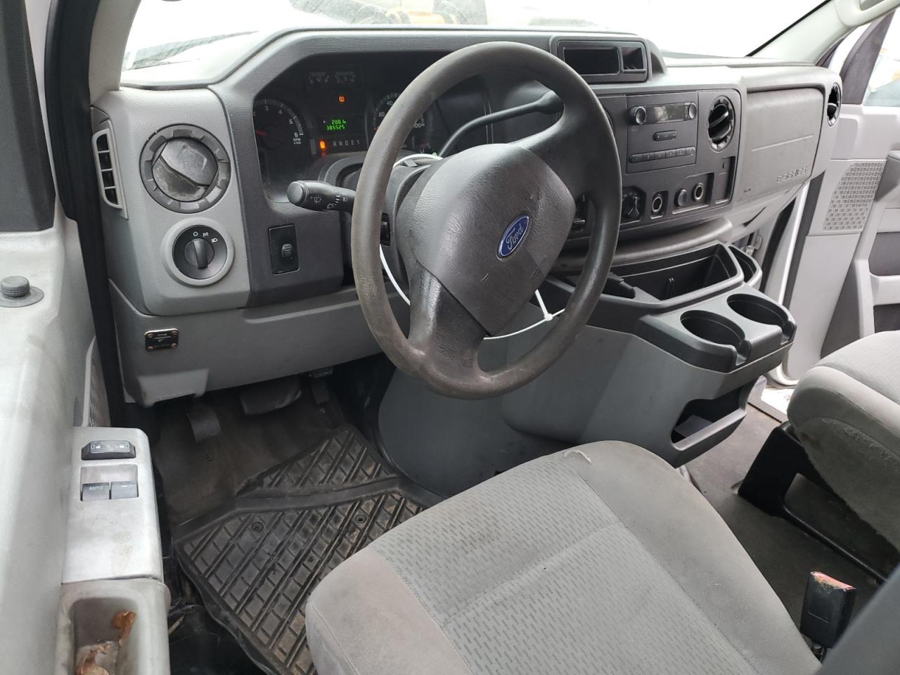 2011 Ford Econoline - Image 8