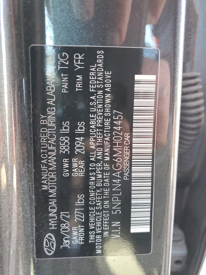 2021 Hyundai Elantra - Image 13