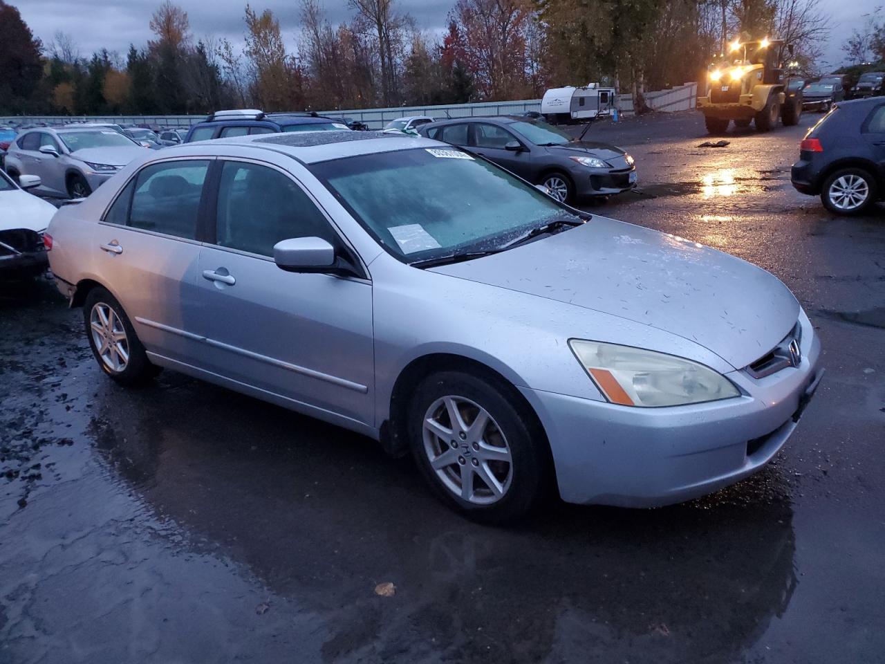 2004 Honda Accord - Image 4