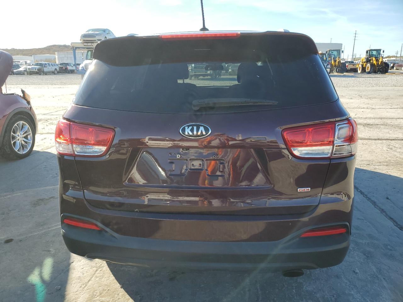 VIN 5XYPG4A30HG284293 2017 KIA SORENTO no.6