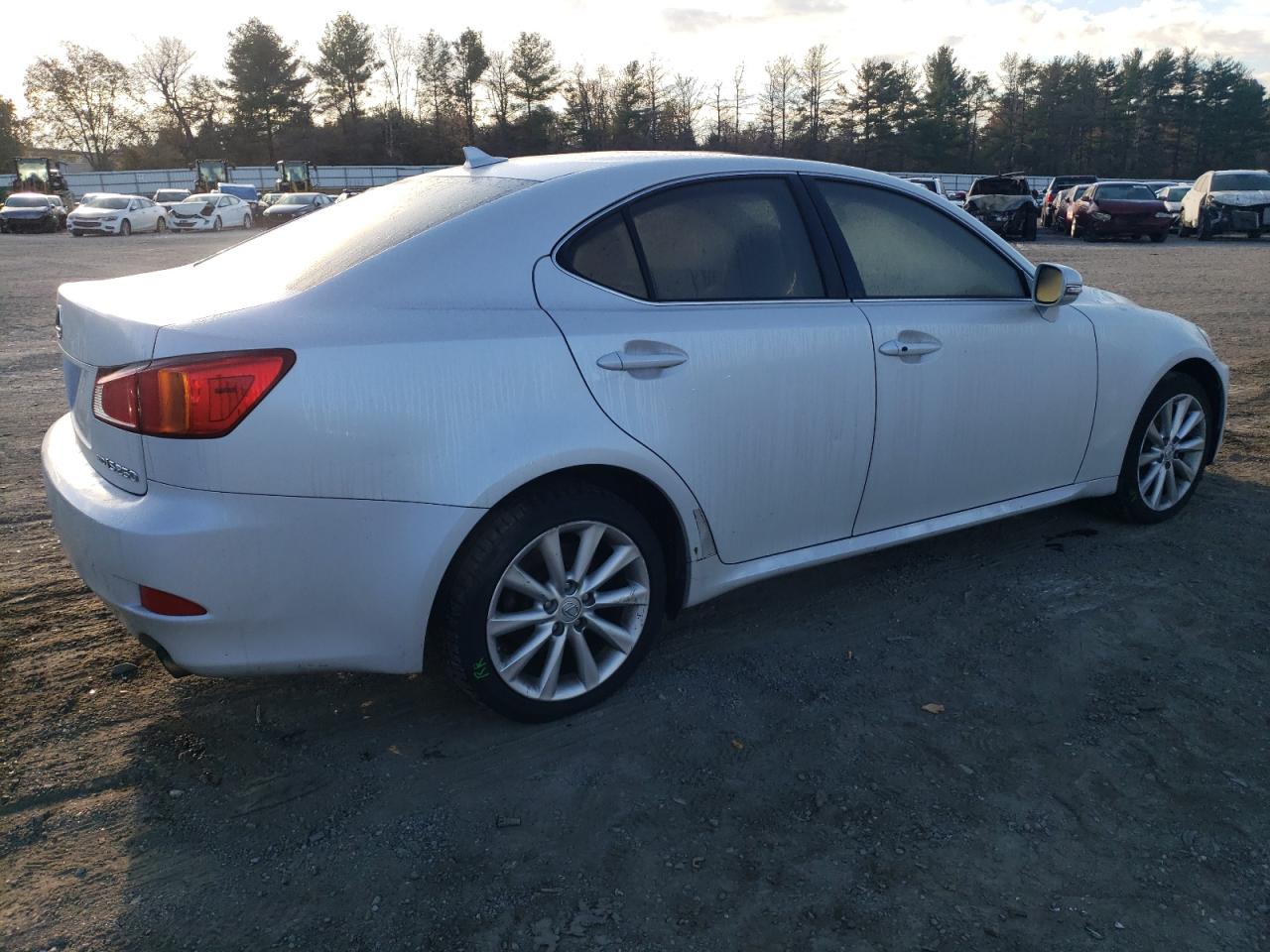 2010 Lexus IS - Image 3