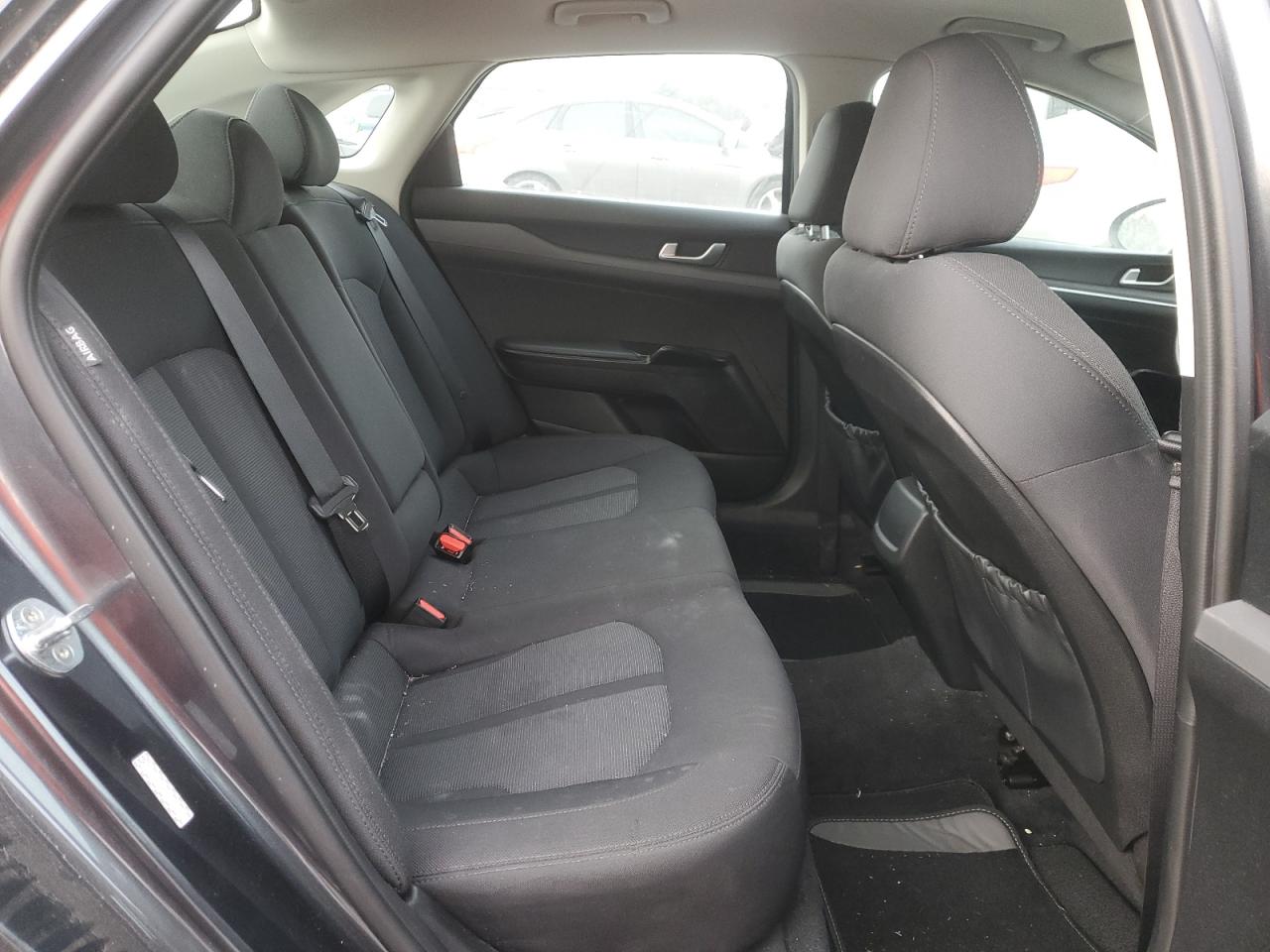2021 Kia K5 - Image 10