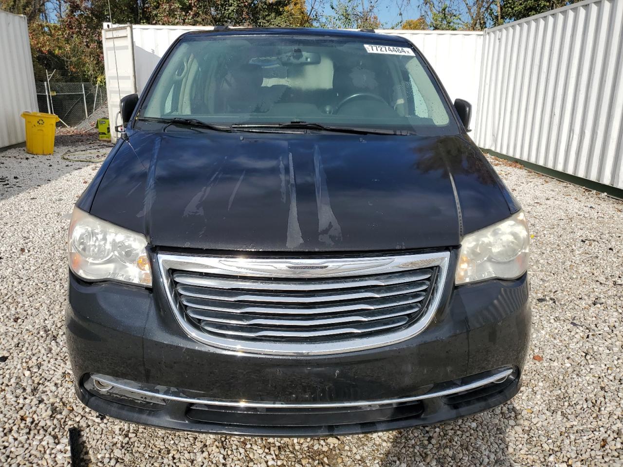 2014 Chrysler Town & Country - Image 5