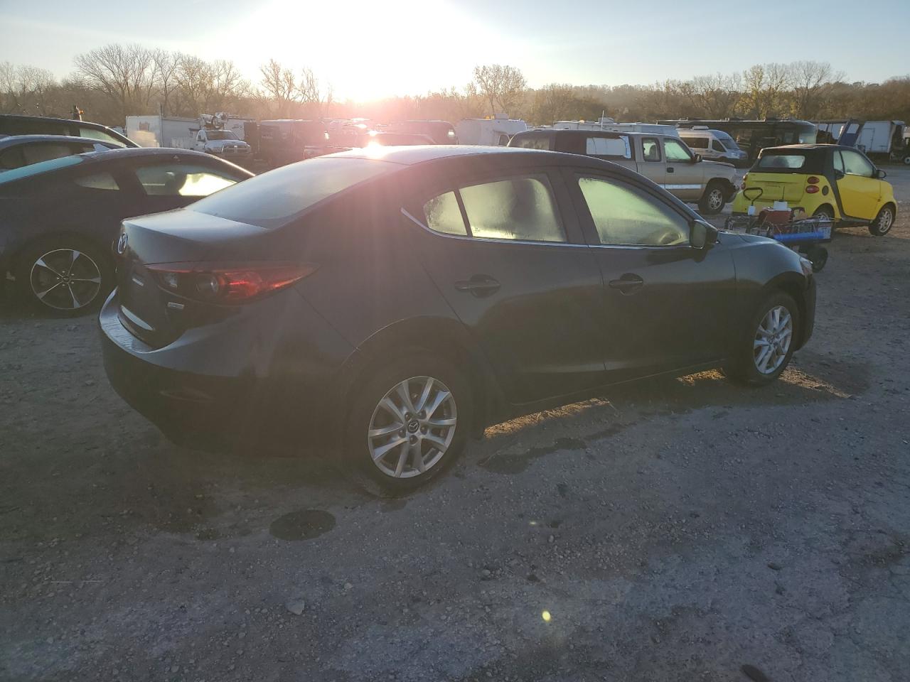 2018 Mazda 3 Sport VIN: 3MZBN1U7XJM185631 Lot: 79518124