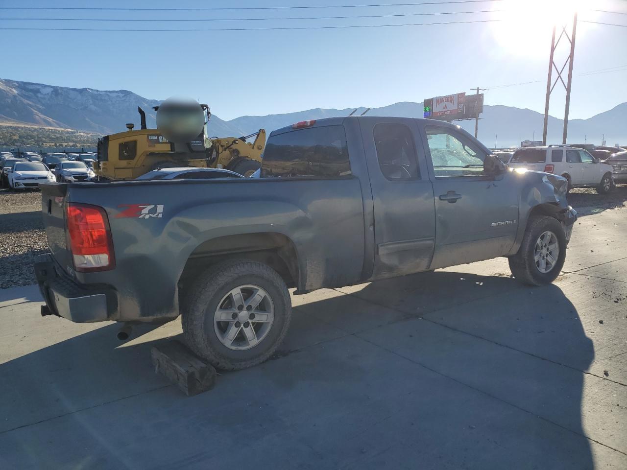 2008 GMC Sierra - Image 3