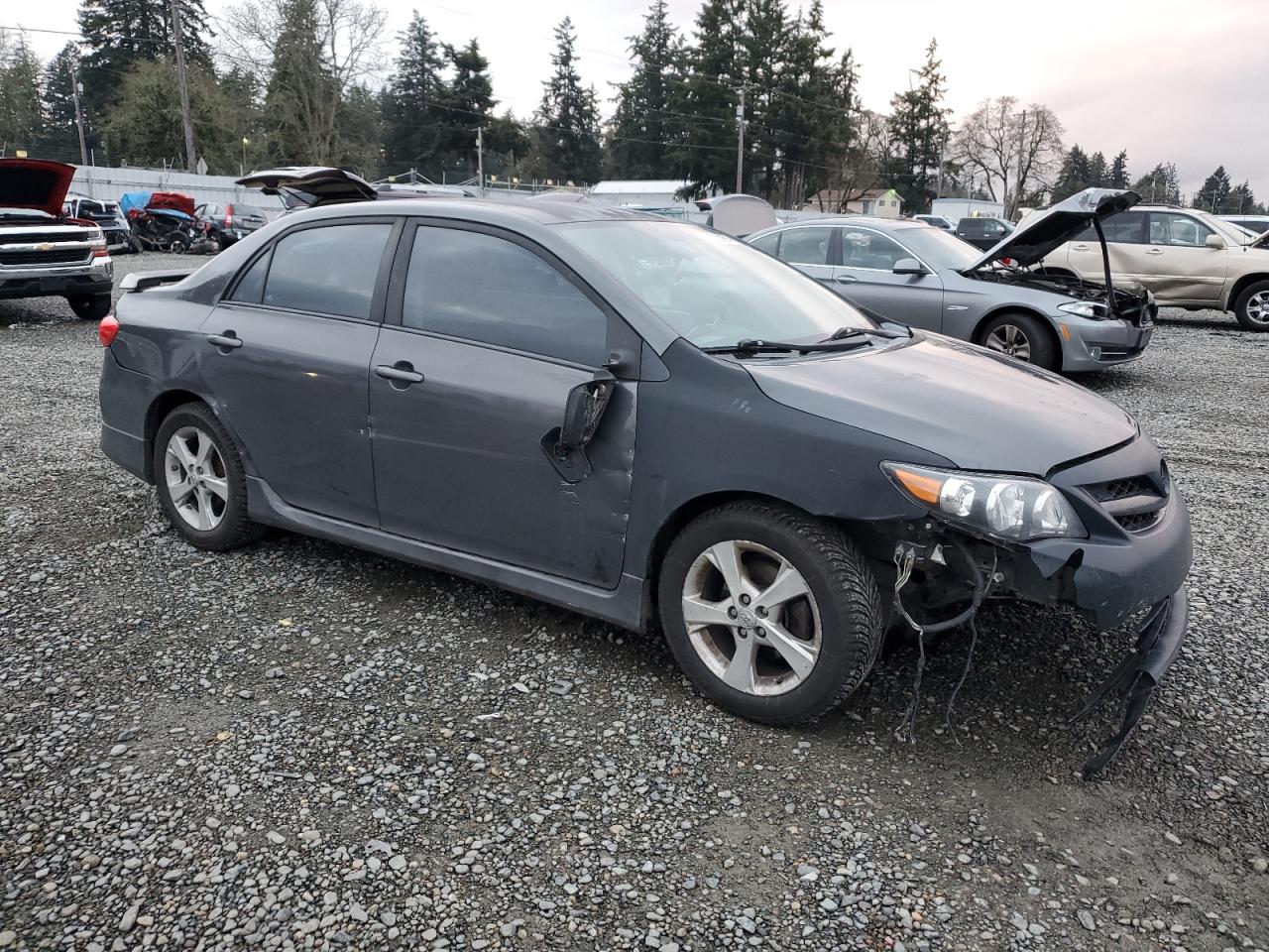 VIN 2T1BU4EE3DC924758 2013 TOYOTA COROLLA no.4