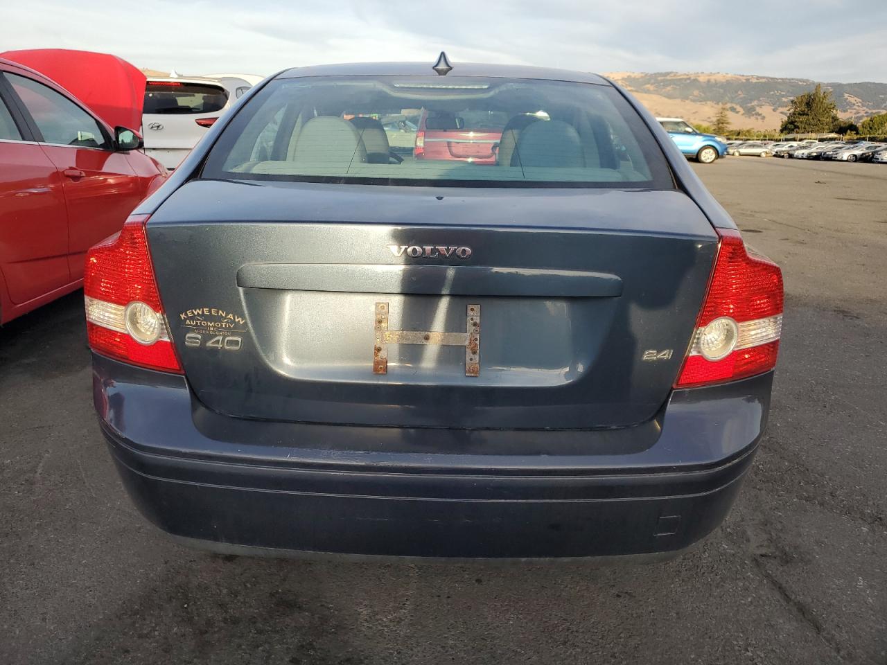 2005 Volvo S40 2.4I VIN: YV1MS382852086294 Lot: 79613504