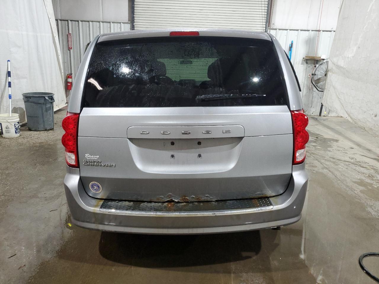 2014 Dodge Caravan - Image 6