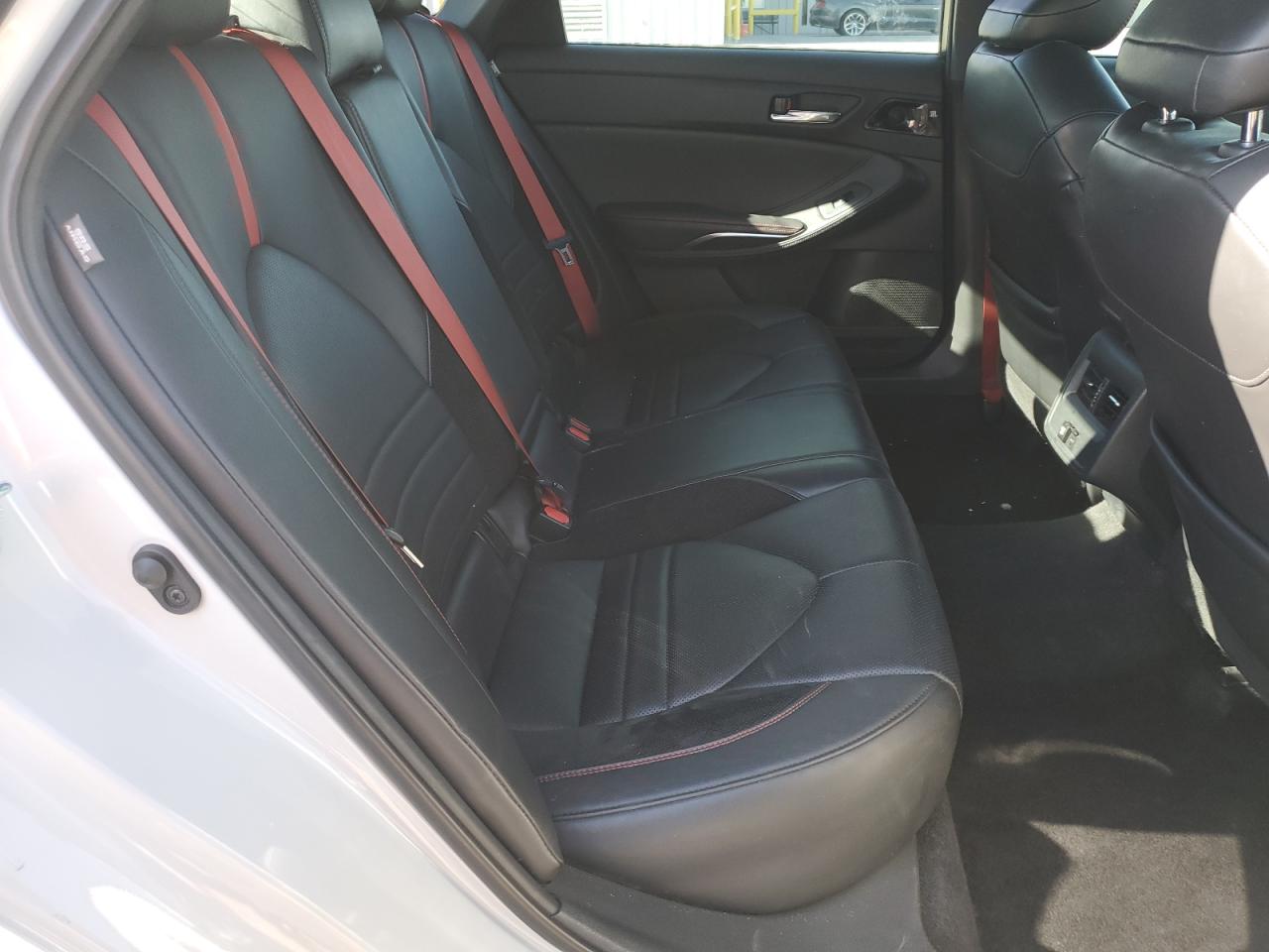 2021 Toyota Avalon - Image 10
