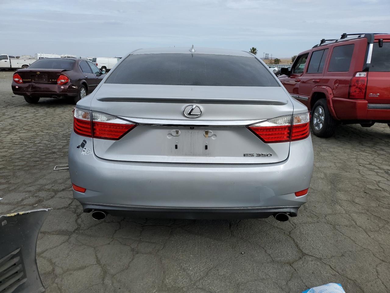 JTHBK1GG8F2175734 2015 Lexus Es 350