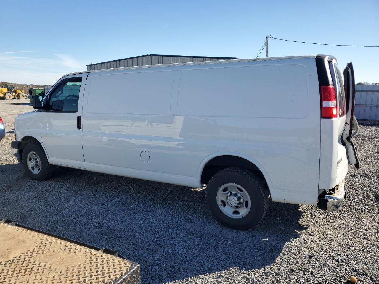 2017 Chevrolet Express - Image 2