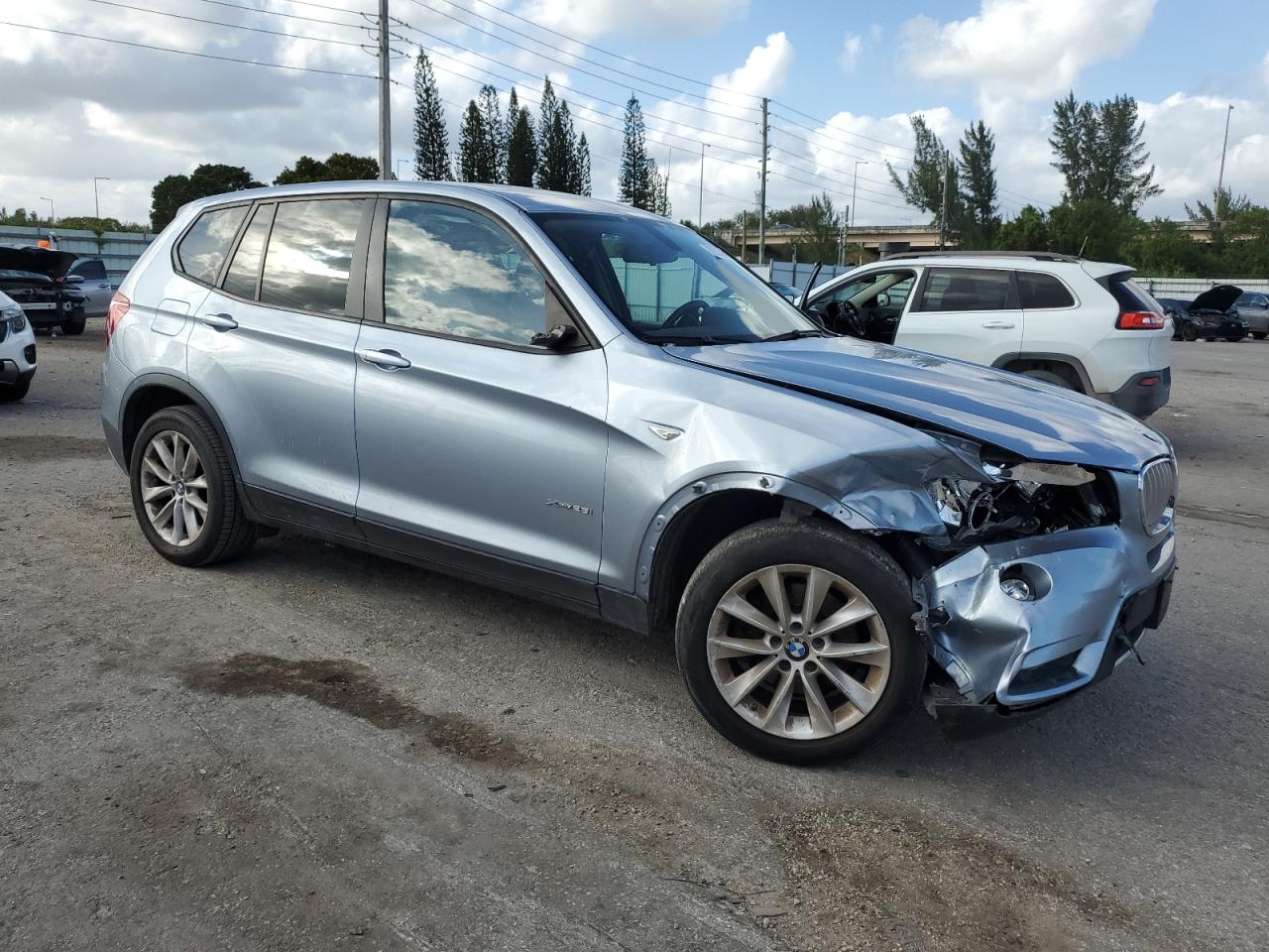 VIN 5UXWX9C56D0A27311 2013 BMW X3 no.4