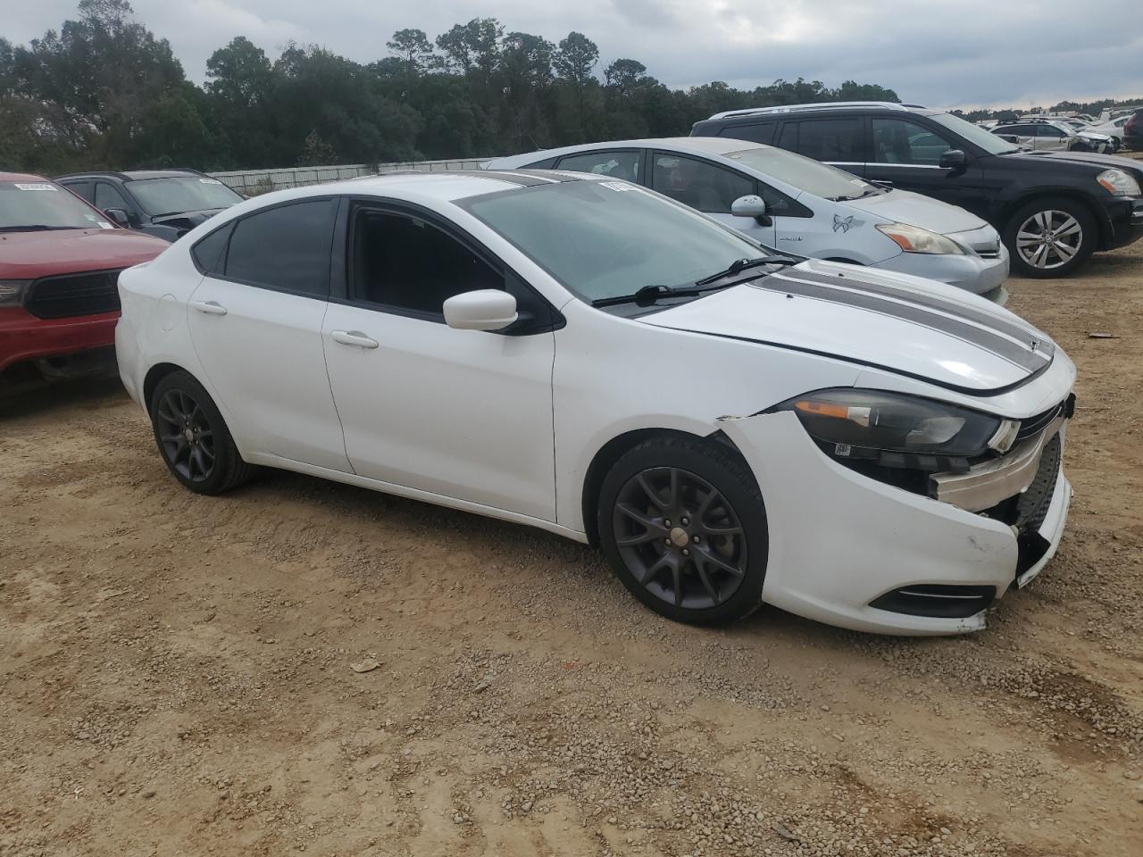 2016 Dodge Dart - Image 4