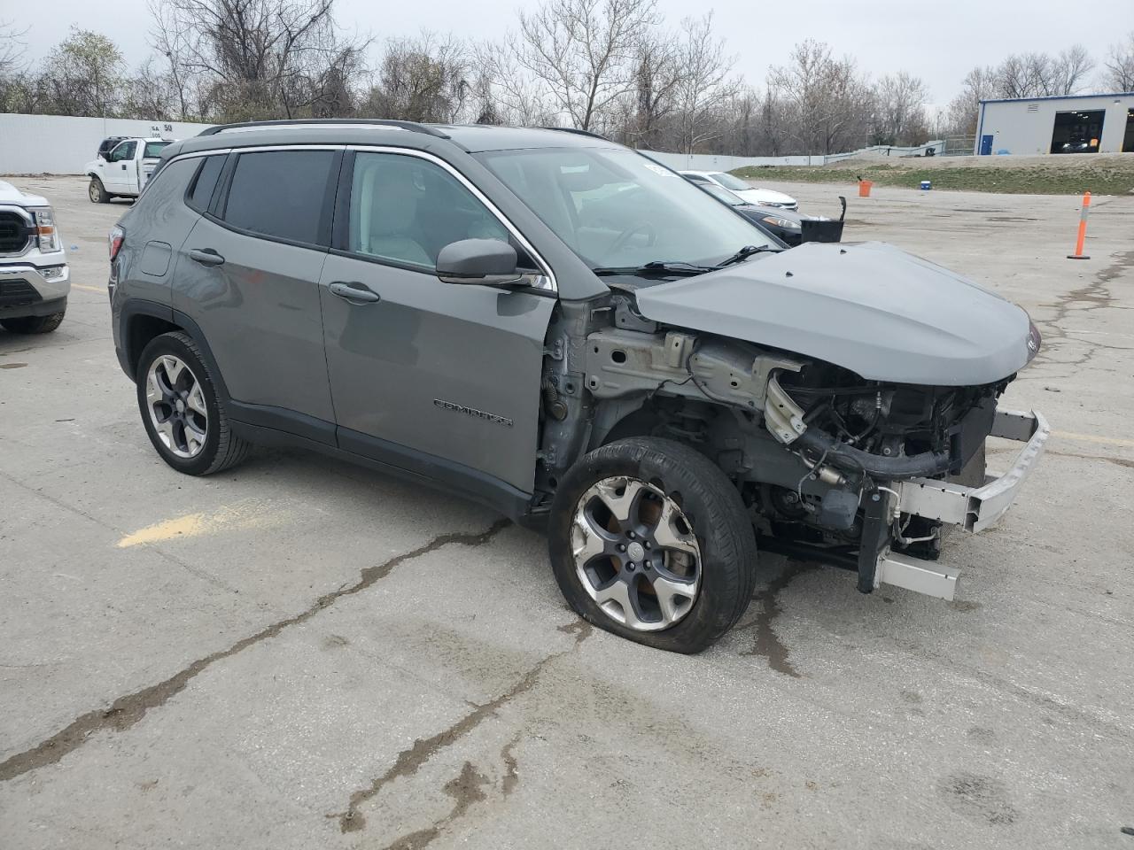 2020 Jeep Compass - Image 4