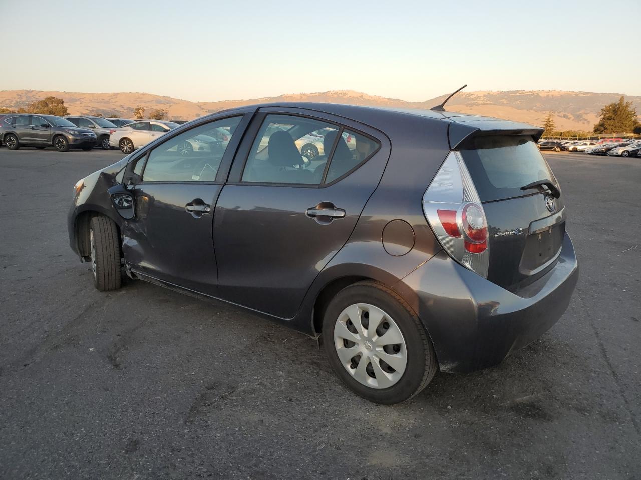 2014 Toyota Prius - Image 2