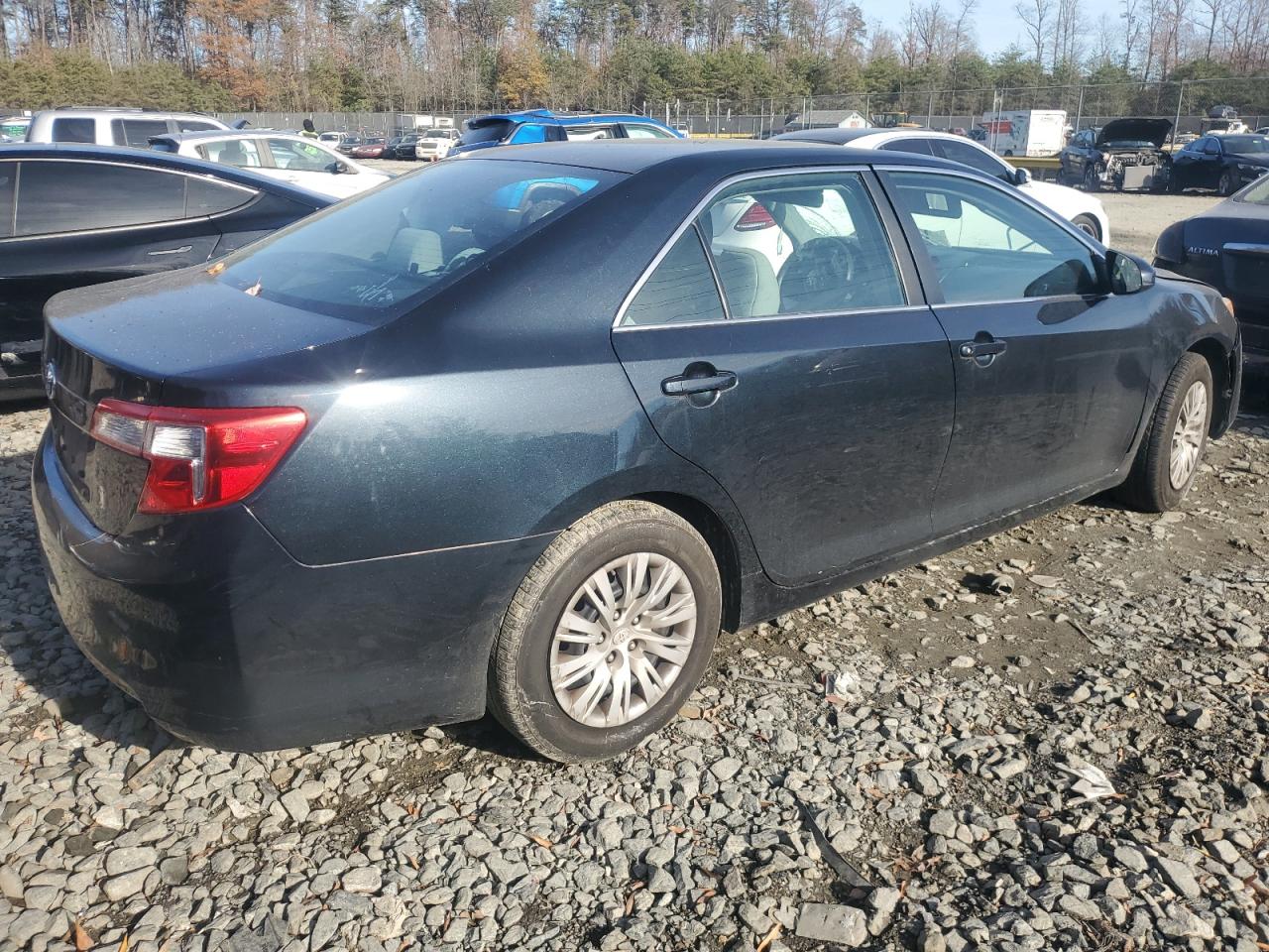 VIN 4T1BF1FK5DU714898 2013 TOYOTA CAMRY no.3