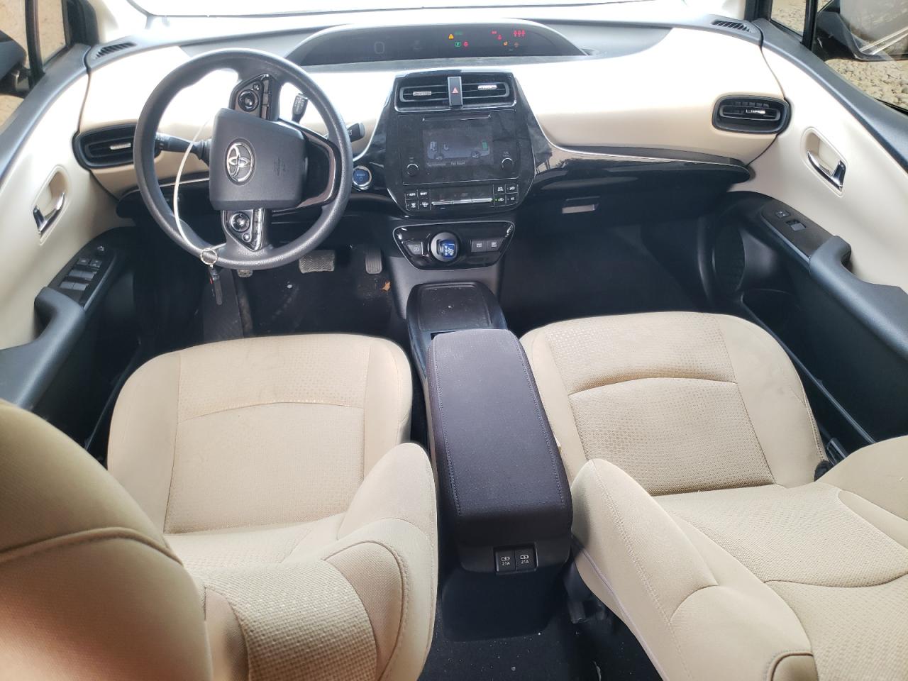 2019 Toyota Prius - Image 8