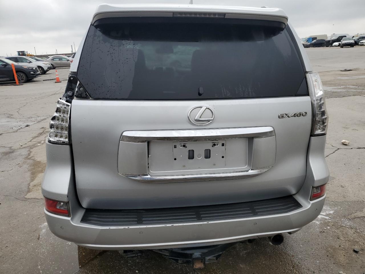 2017 Lexus GX - Image 6