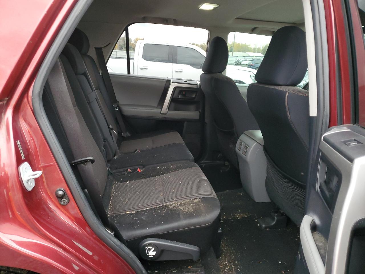 2010 Toyota 4Runner - Image 11