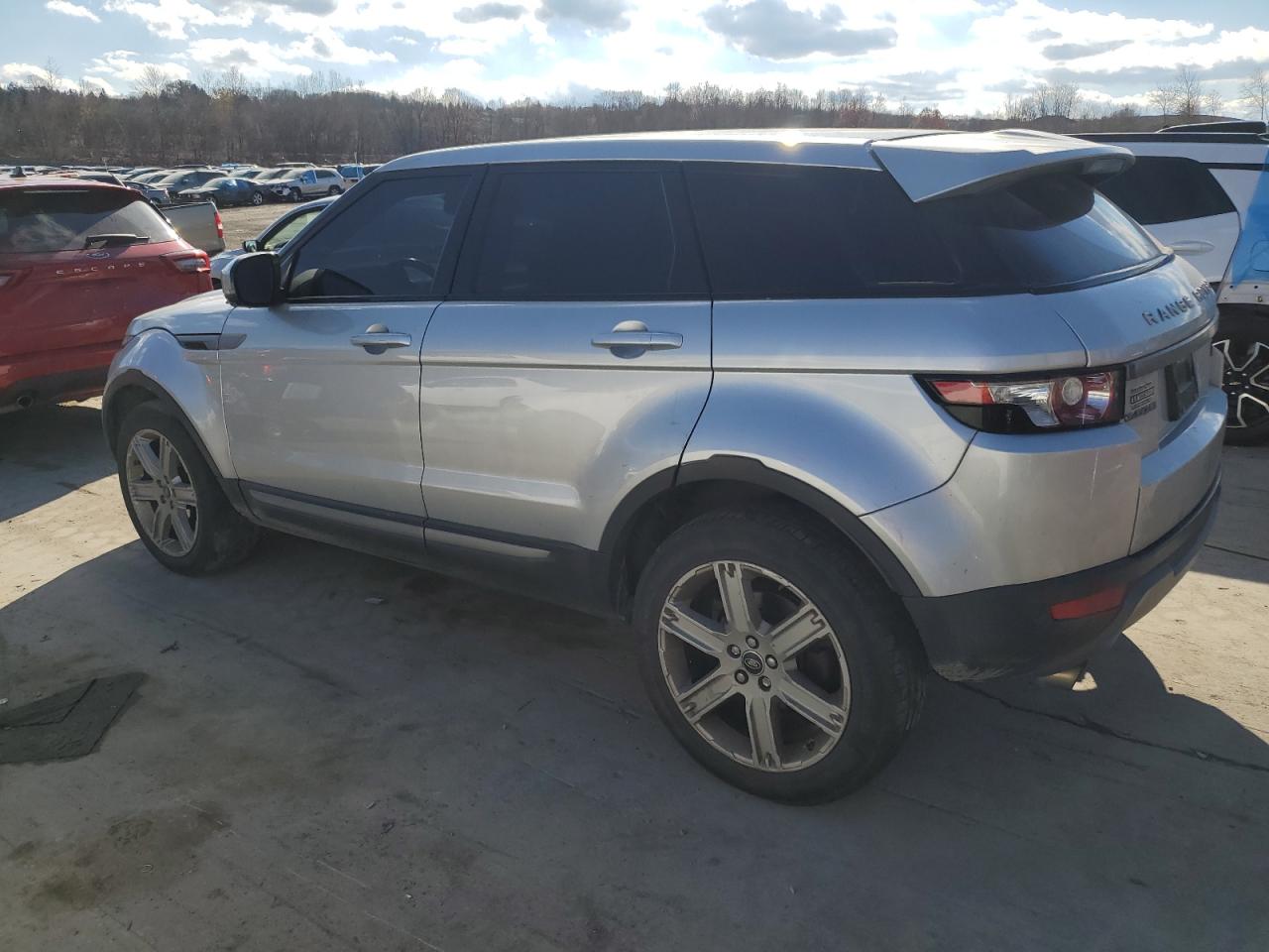 2013 Land Rover Range Rover - Image 2