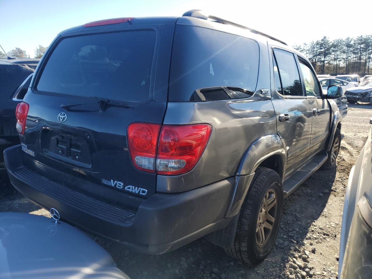 2007 Toyota Sequoia - Image 3