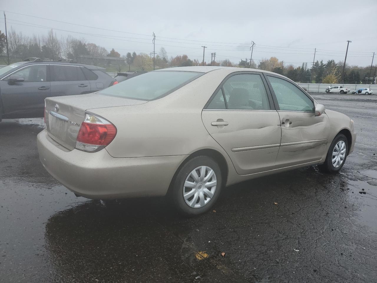 2005 Toyota Camry - Image 3