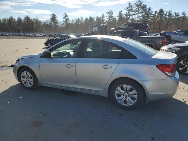 Sedans CHEVROLET CRUZE 2015 Srebrny