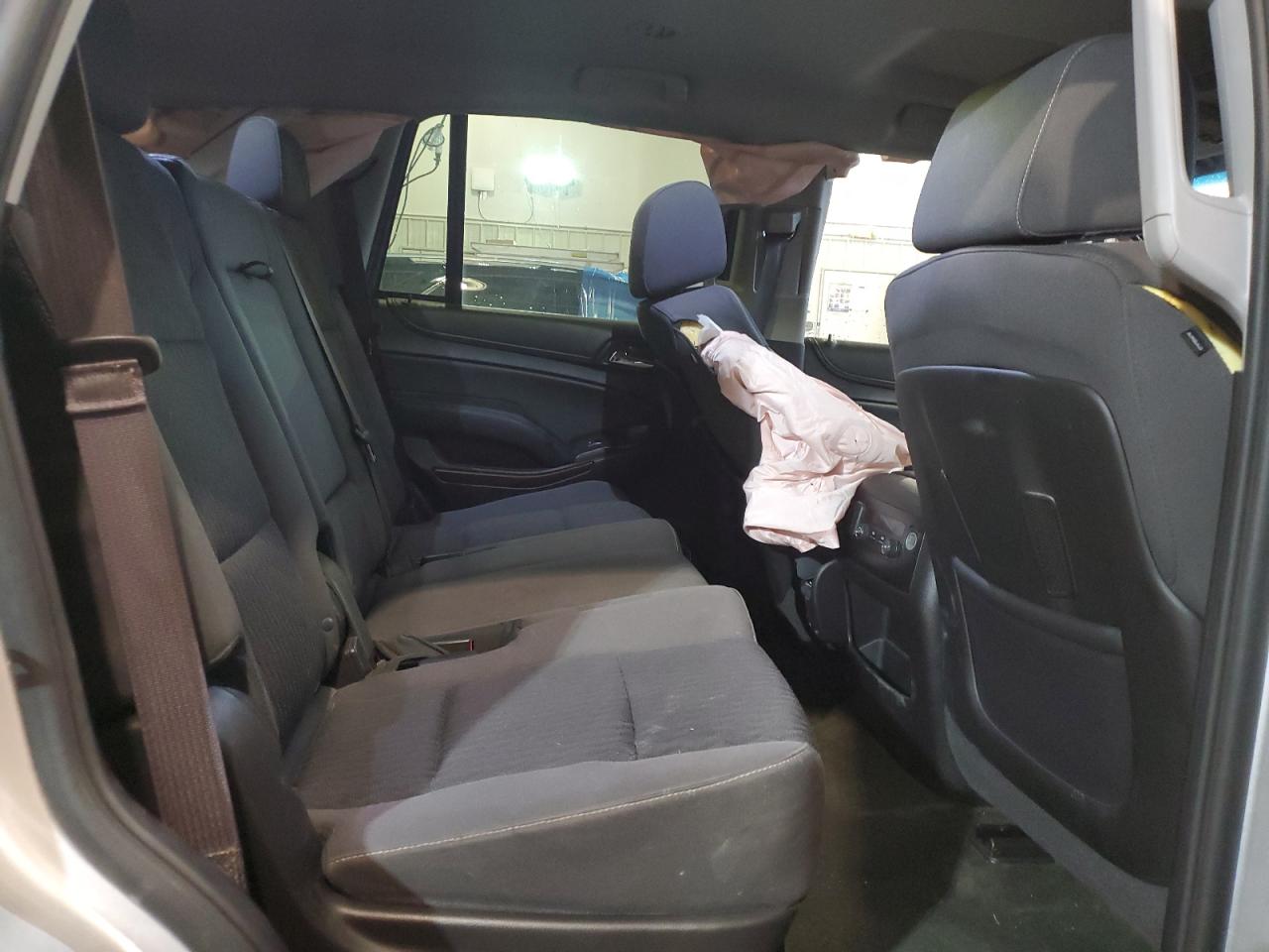 2015 GMC Yukon - Image 11