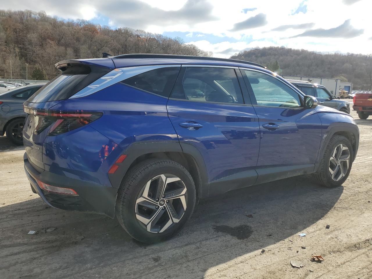 2022 Hyundai Tucson - Image 3