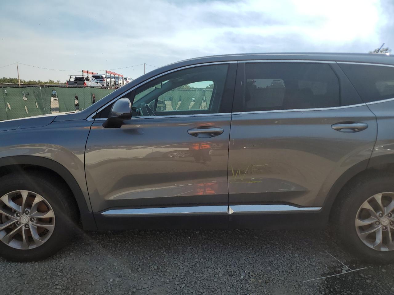 2019 Hyundai Santa Fe - Image 13