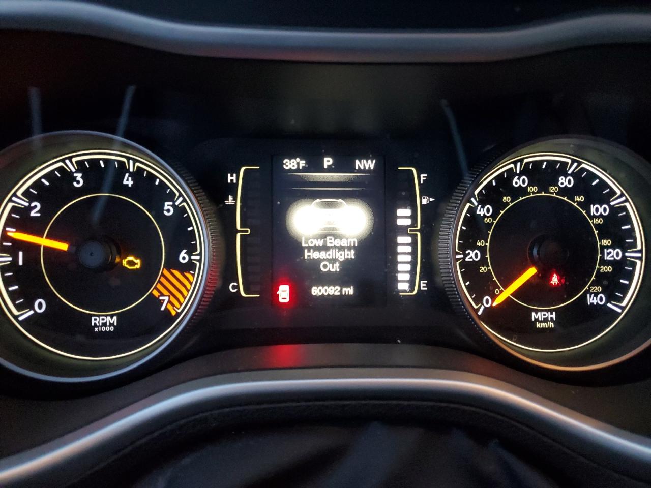 2015 Jeep Grand Cherokee - Image 9
