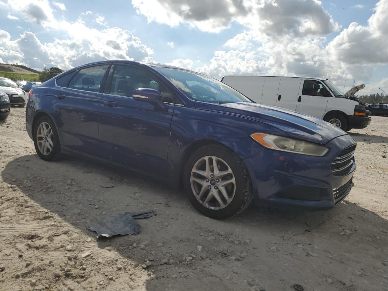 VIN 1FA6P0H7XF5127735 2015 FORD FUSION no.4